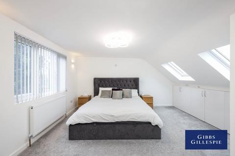 5 bedroom semi-detached house to rent, Tolcarne Drive, Pinner, HA5