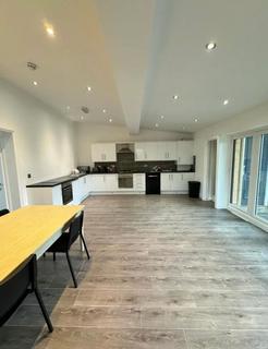 7 bedroom house share to rent, Chobham Road
