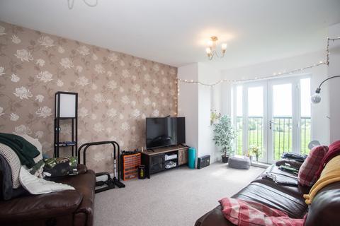 2 bedroom flat for sale, Longacre, Hindley Green WN2