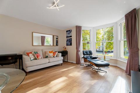 2 bedroom apartment to rent, Regent Grove, Leamington Spa, Warwickshire CV32 4AP