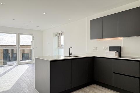 2 bedroom flat to rent, Pavana Square