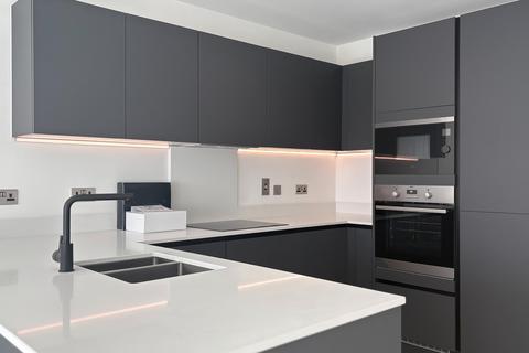 2 bedroom flat to rent, Pavana Square