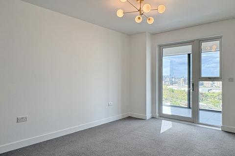 2 bedroom flat to rent, Pavana Square