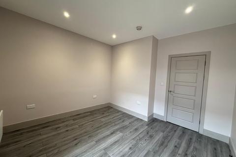 1 bedroom apartment to rent, Quilters Way, Stoke Mandeville, AYLESBURY