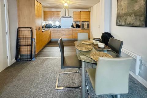 1 bedroom flat for sale, Worsdell Drive, Gateshead, NE8