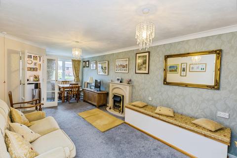 1 bedroom flat for sale, Arkle Court, The Holkham, Vicars Cross, Chester, CH3