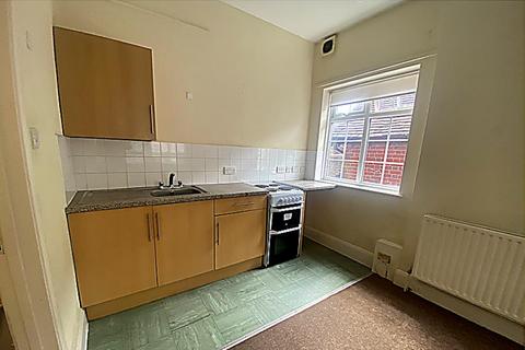 Studio to rent, Midanbury Lane, SOUTHAMPTON