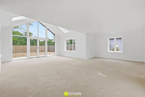 3 bedroom detached bungalow for sale, Oaktree Place, Elmstead, Colchester, CO7