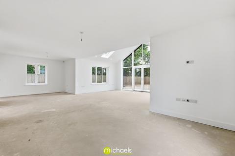 3 bedroom detached bungalow for sale, Oaktree Place, Elmstead, Colchester, CO7