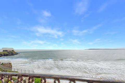 2 bedroom flat for sale, The Paragon, Tenby, SA70
