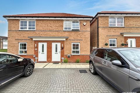 2 bedroom semi-detached house for sale, Windsor Road, Dewsbury