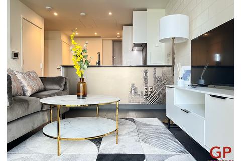 Studio to rent, Damac Tower, Bondway, London,SW8