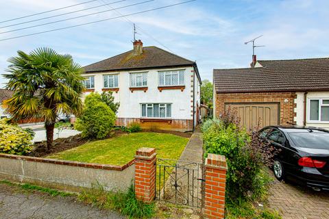 4 bedroom semi-detached house for sale, Hadleigh Park Avenue, Benfleet, SS7