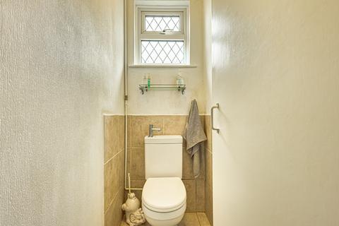 4 bedroom semi-detached house for sale, Hadleigh Park Avenue, Benfleet, SS7