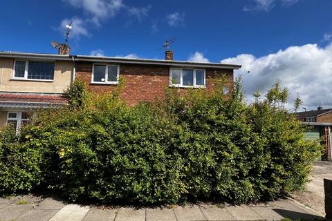 3 bedroom end of terrace house for sale, Arrowsmith Square, NEWTON AYCLIFFE