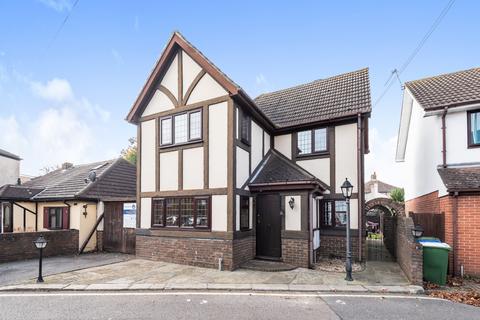 3 bedroom detached house for sale, East Street, Bexleyheath, Kent