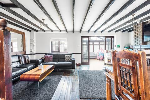 3 bedroom detached house for sale, East Street, Bexleyheath, Kent