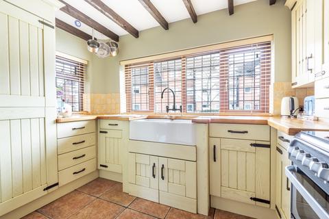 3 bedroom detached house for sale, East Street, Bexleyheath, Kent