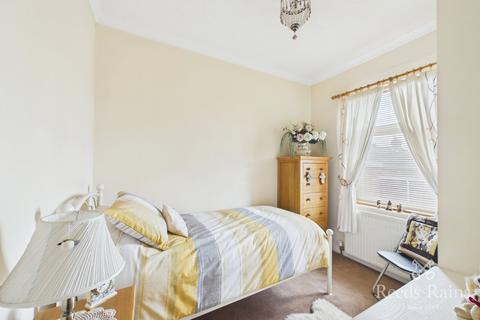 2 bedroom semi-detached house for sale, Broomcroft Road, West Yorkshire WF5