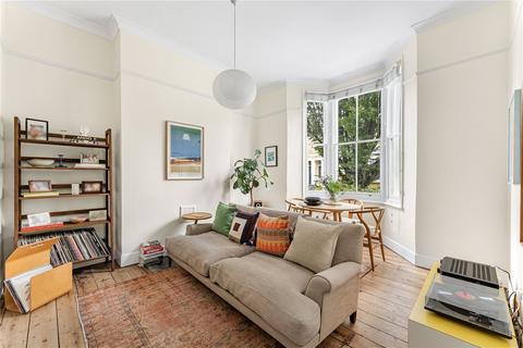 2 bedroom maisonette for sale, Poole Road, London, E9