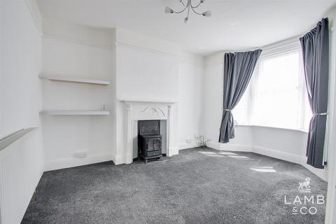 2 bedroom semi-detached house for sale, Branston Road, Clacton-On-Sea CO15
