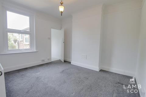 2 bedroom semi-detached house for sale, Branston Road, Clacton-On-Sea CO15