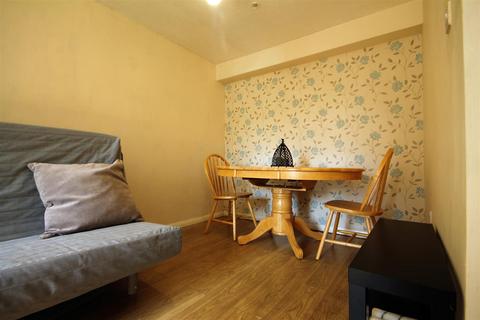 undefined, St Anns Close, City Centre
