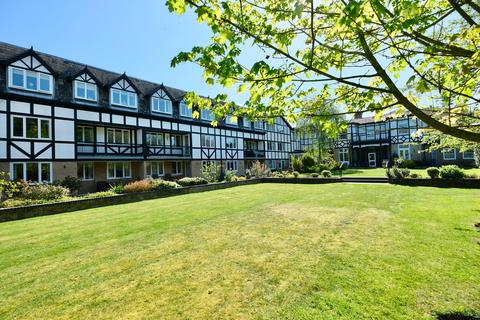 1 bedroom ground floor flat for sale, West Street, Godmanchester, Huntingdon, PE29