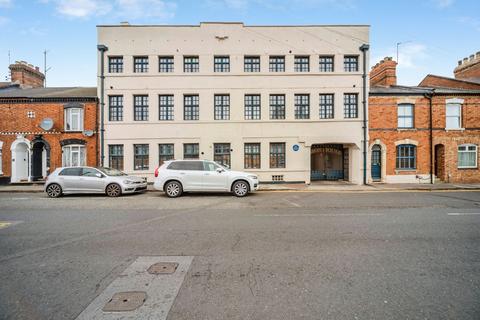 2 bedroom flat for sale, Clare Street, Northampton, Northamptonshire, NN1