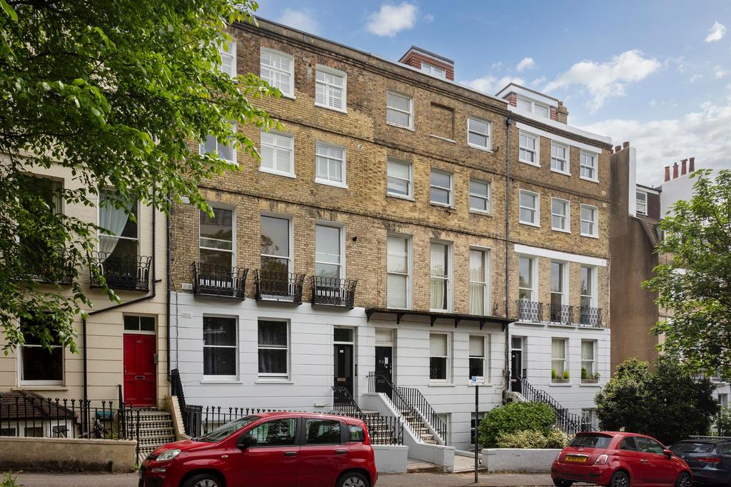 1 bedroom flat for sale in Brighton