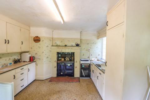 2 bedroom bungalow for sale, Station Road, Crowhurst, TN33