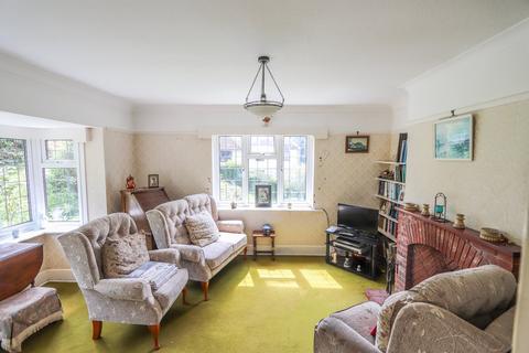 2 bedroom bungalow for sale, Station Road, Crowhurst, TN33