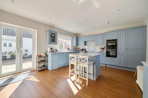 3 bedroom detached bungalow for sale, Morlands Drive, Cheltenham, GL53