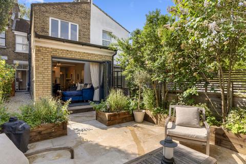2 bedroom flat for sale, Third Avenue, London, E17