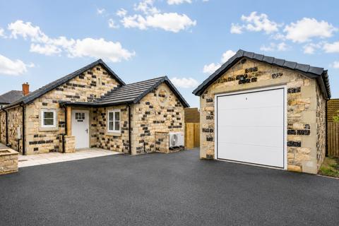 undefined, Halifax Road, Hightown, Liversedge, WF15