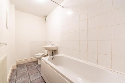 undefined, £135pppw - Dinsdale Road, Newcastle Upon Tyne