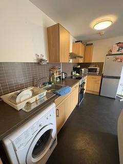 1 bedroom in a flat share to rent, Elba House, Hackney, E8