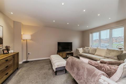4 bedroom semi-detached house for sale, Old Spot Way, WINSFORD