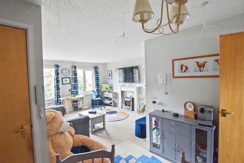 1 bedroom retirement property for sale, Adams Way, Alton, Hampshire, GU34 2UY