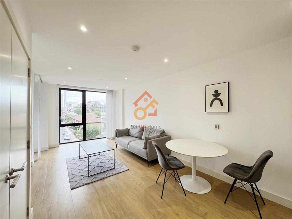Apartment in London - View 2