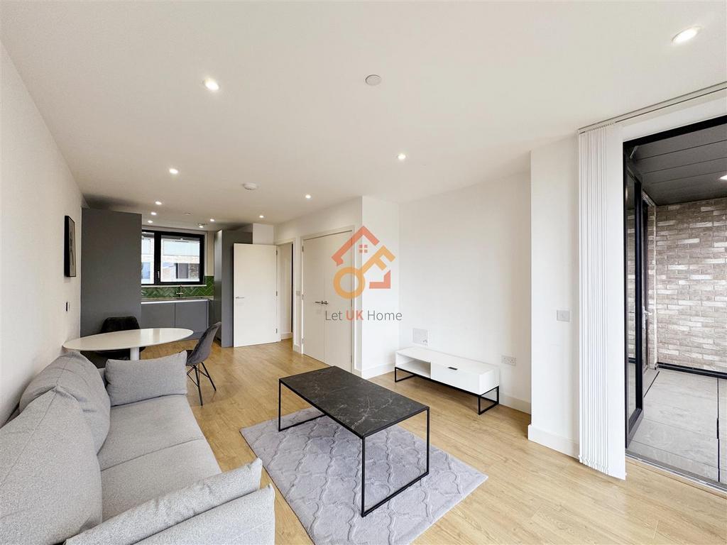 Apartment in London - More