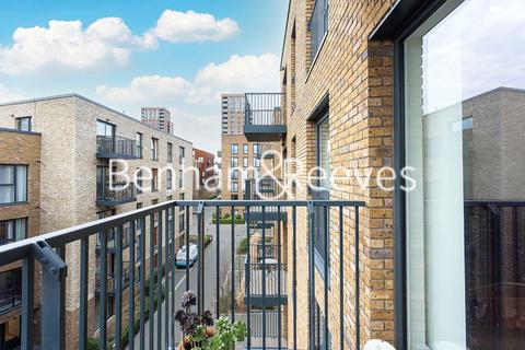 1 bedroom apartment to rent, Ashton Reach, London, SE16