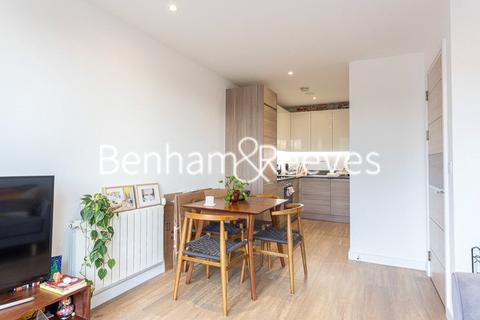 1 bedroom apartment to rent, Ashton Reach, London, SE16