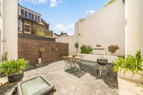 4 bedroom terraced house for sale, Medfield Street, London SW15