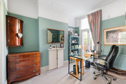4 bedroom semi-detached house for sale, Galveston Road, Putney, SW15