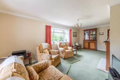3 bedroom detached bungalow for sale - View 2