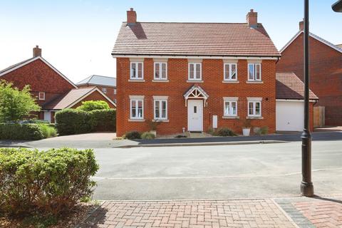 4 bedroom detached house for sale, Beckingham Road, Amesbury, Salisbury