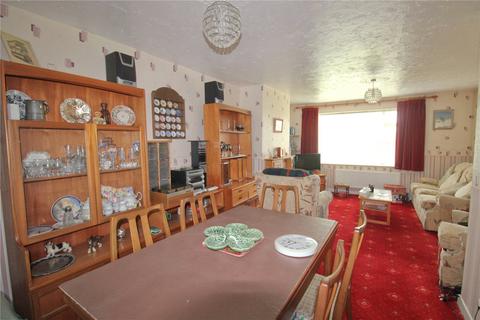 3 bedroom semi-detached house for sale, Charnwood Road, Trowbridge
