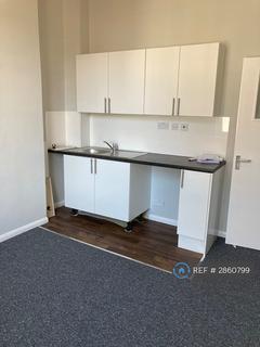 1 bedroom flat to rent, High Street, Gravesend, DA11