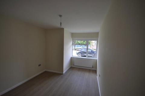 undefined, School Close, Trysull